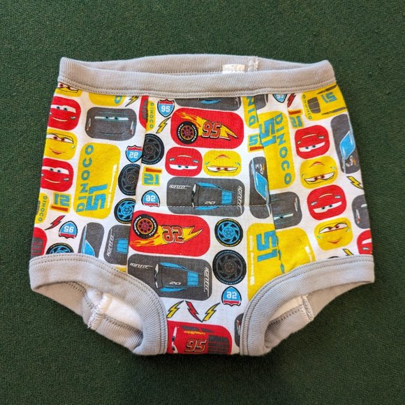 NWOT Cars Toddler Boys Training Underwear Size 3T - Picture 2 of 7